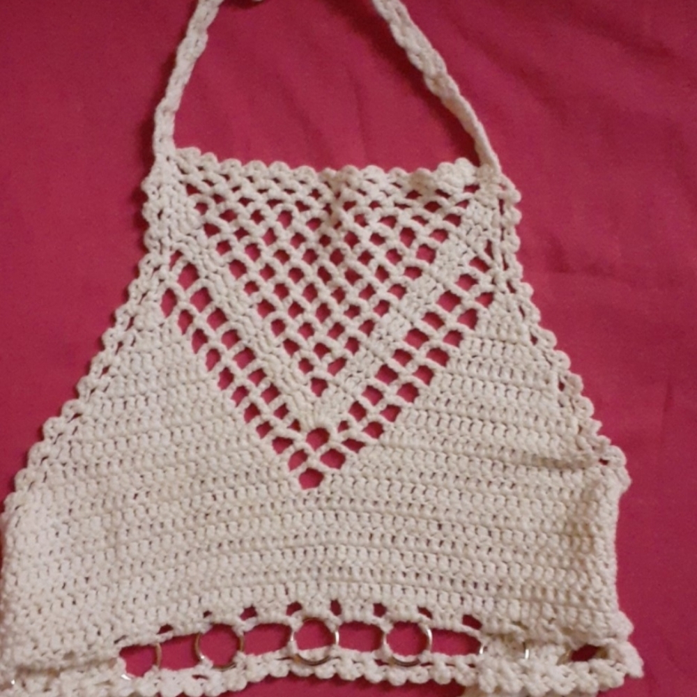 Knot crop top